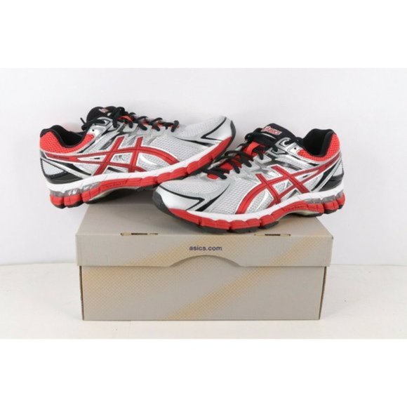 Today Only! NWT Asics Sneakers Show - Picture 1 of 2